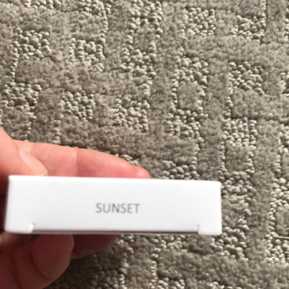 Floss. Brighten Up Highlighter 4g in SUNSET - Picture 3 of 6